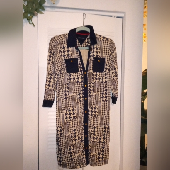 Tommy Hilfiger Navy and Cream Star Pattern Shirt - Picture 1 of 6